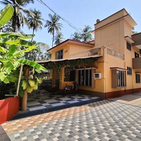 Bapat Niwas Home Stay Ganpatipule Luaran gambar